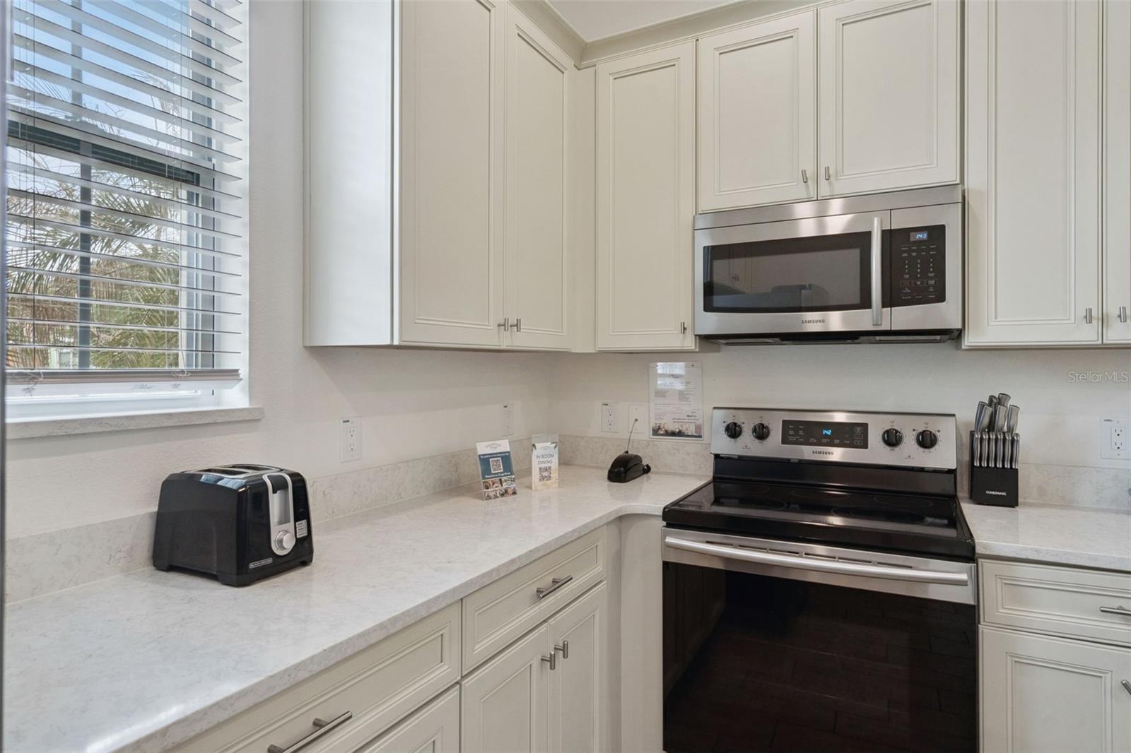 8059 KNEE DEEP RD, KISSIMMEE, FL, 34747