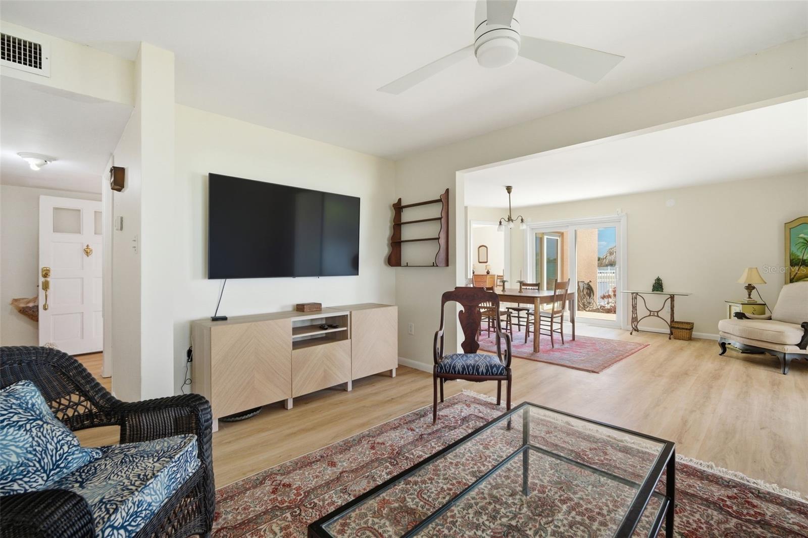 7400 SUNSHINE SKYWAY LN S #121, ST PETERSBURG, FL, 33711