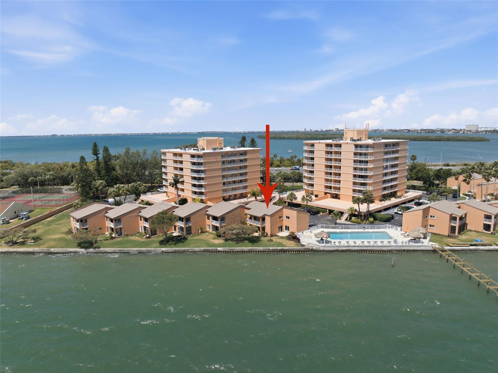 7400 SUNSHINE SKYWAY LN S #121, ST PETERSBURG, FL, 33711