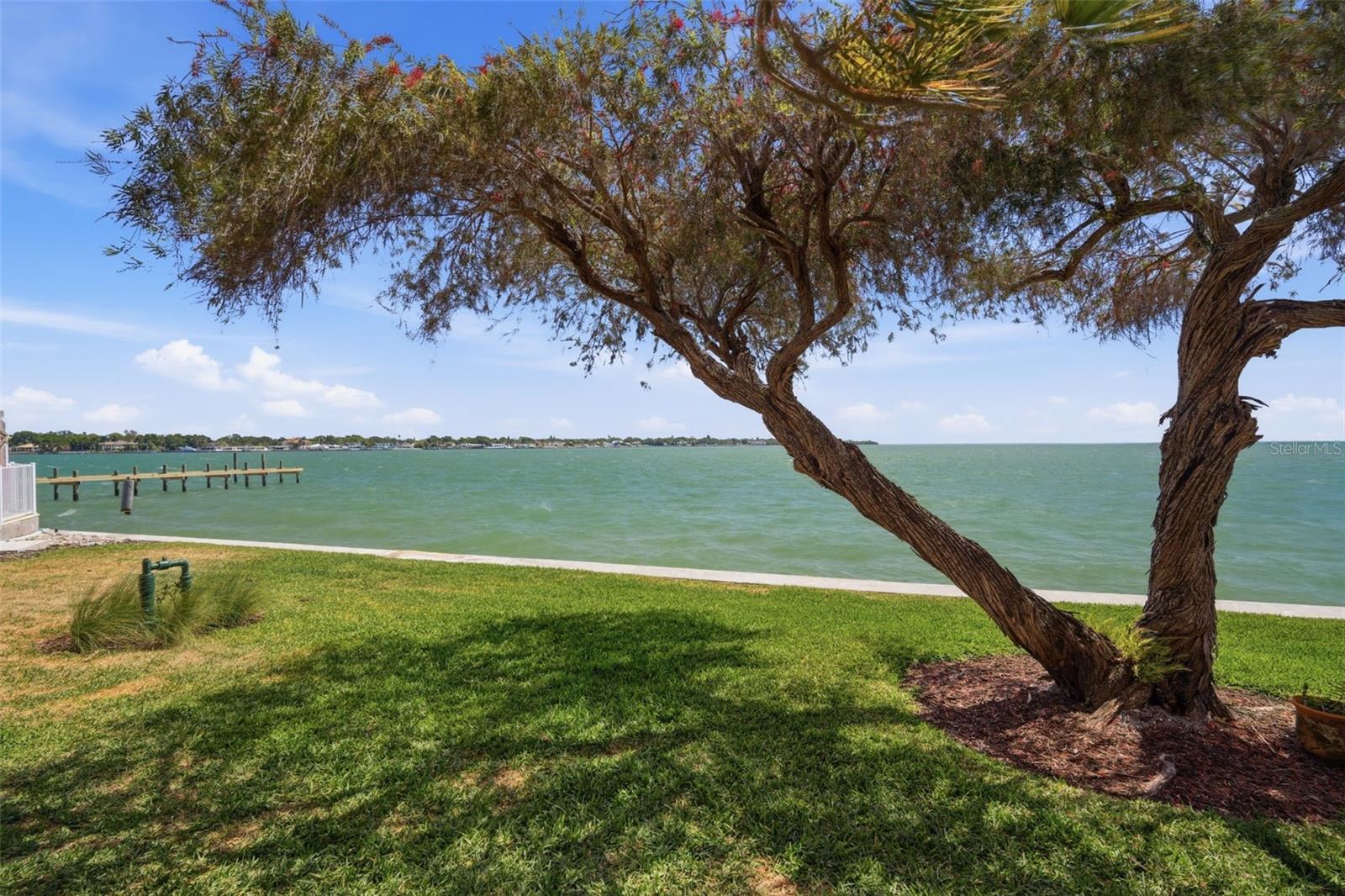 7400 SUNSHINE SKYWAY LN S #121, ST PETERSBURG, FL, 33711