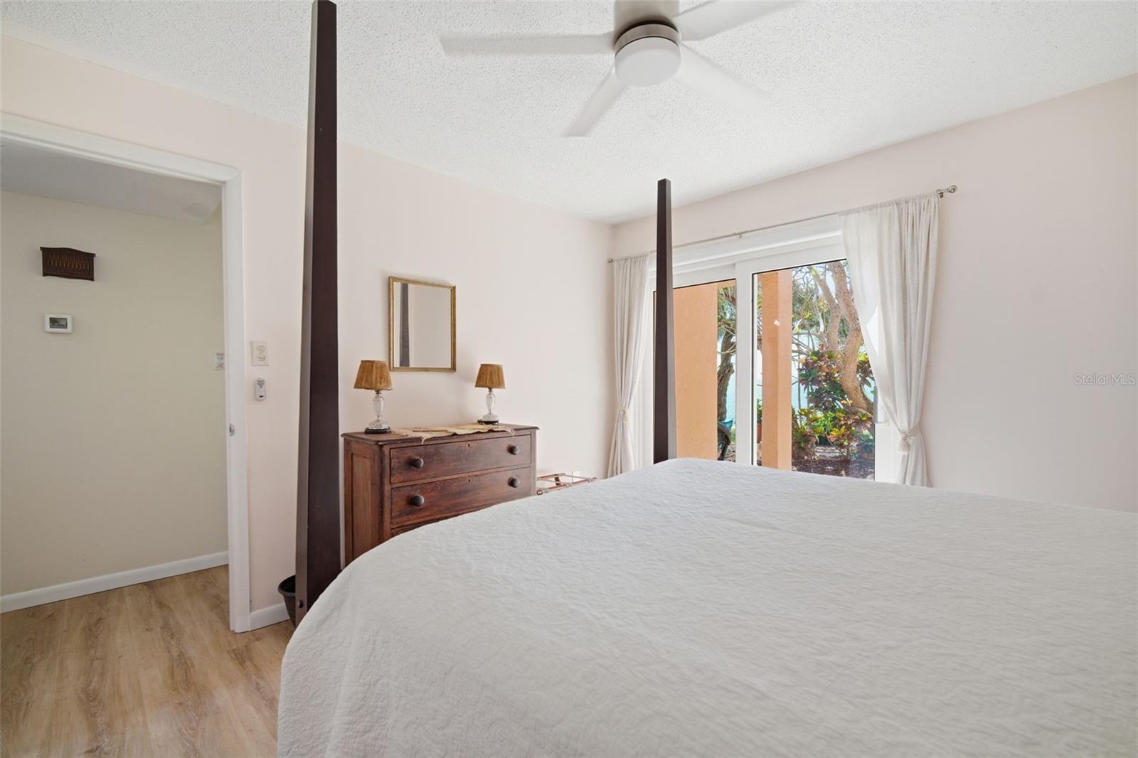 7400 SUNSHINE SKYWAY LN S #121, ST PETERSBURG, FL, 33711