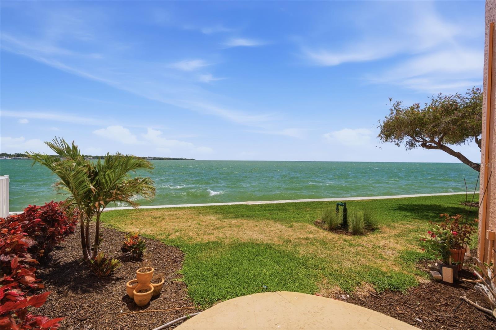 7400 SUNSHINE SKYWAY LN S #121, ST PETERSBURG, FL, 33711