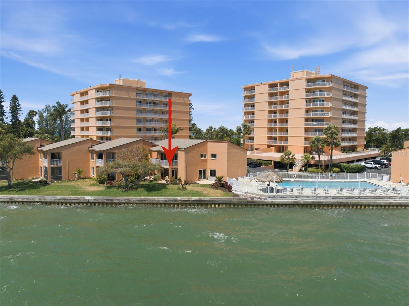 7400 SUNSHINE SKYWAY LN S #121, ST PETERSBURG, FL, 33711