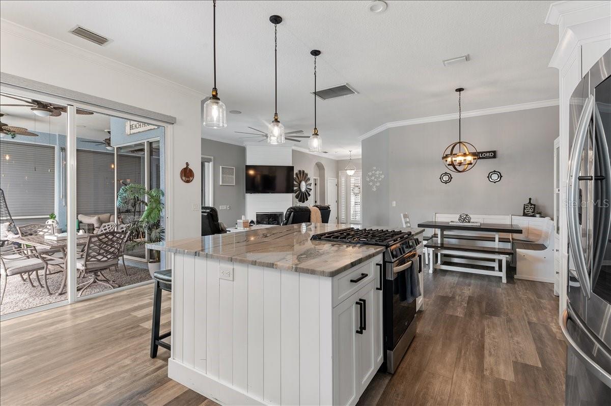 4748 COMPASS DR, BRADENTON, FL, 34208