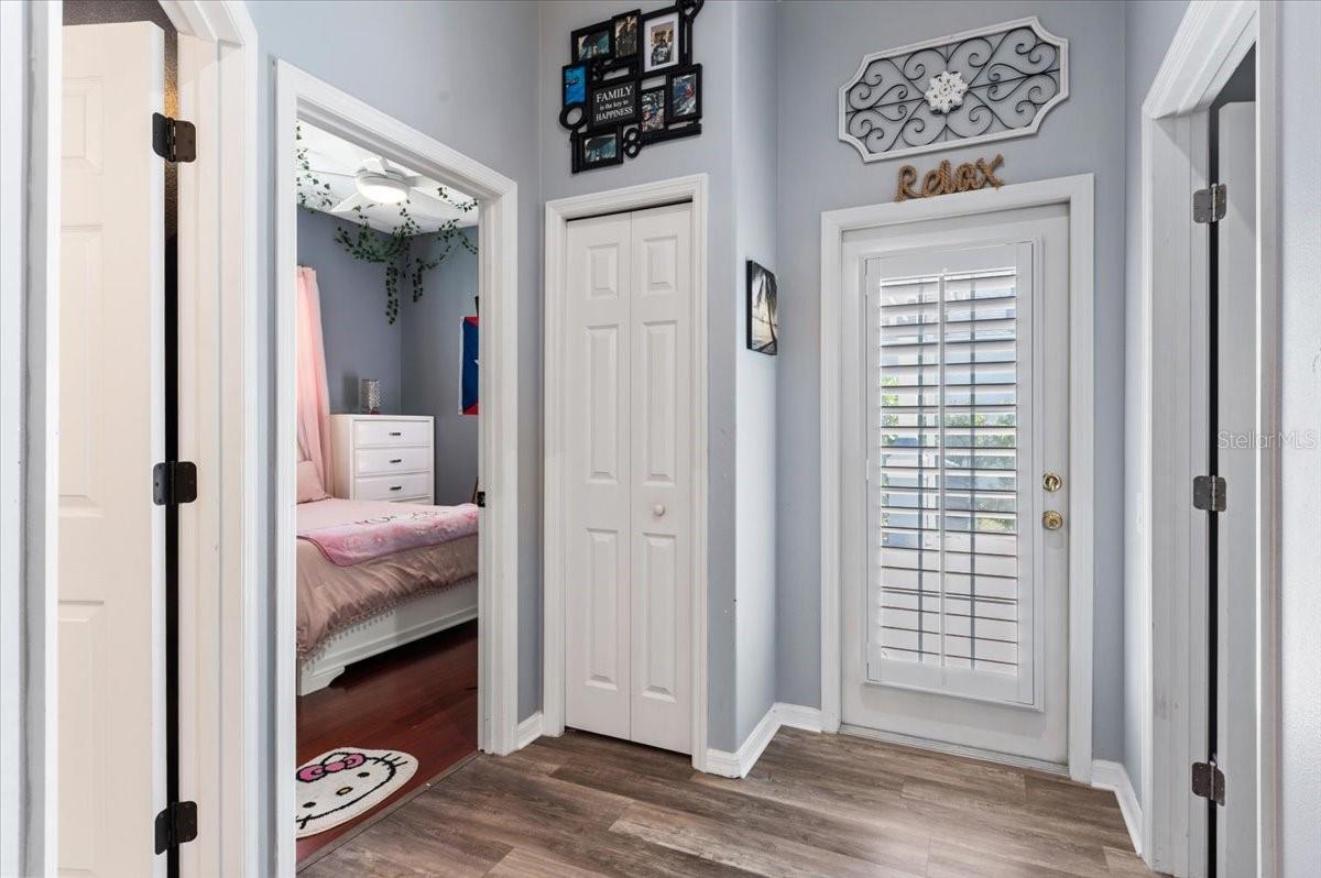 4748 COMPASS DR, BRADENTON, FL, 34208