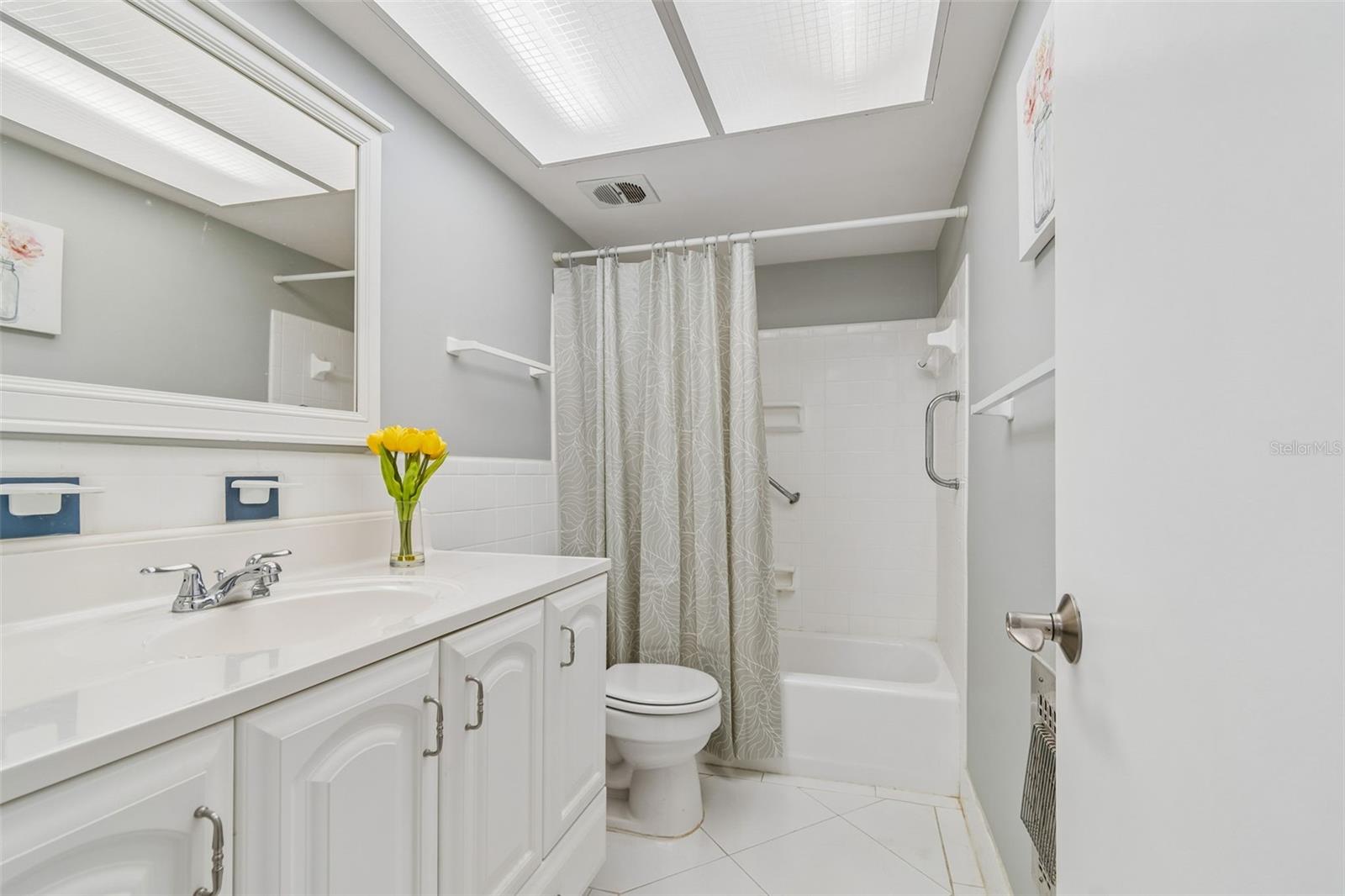 200 GLENNES LN #112, DUNEDIN, FL, 34698