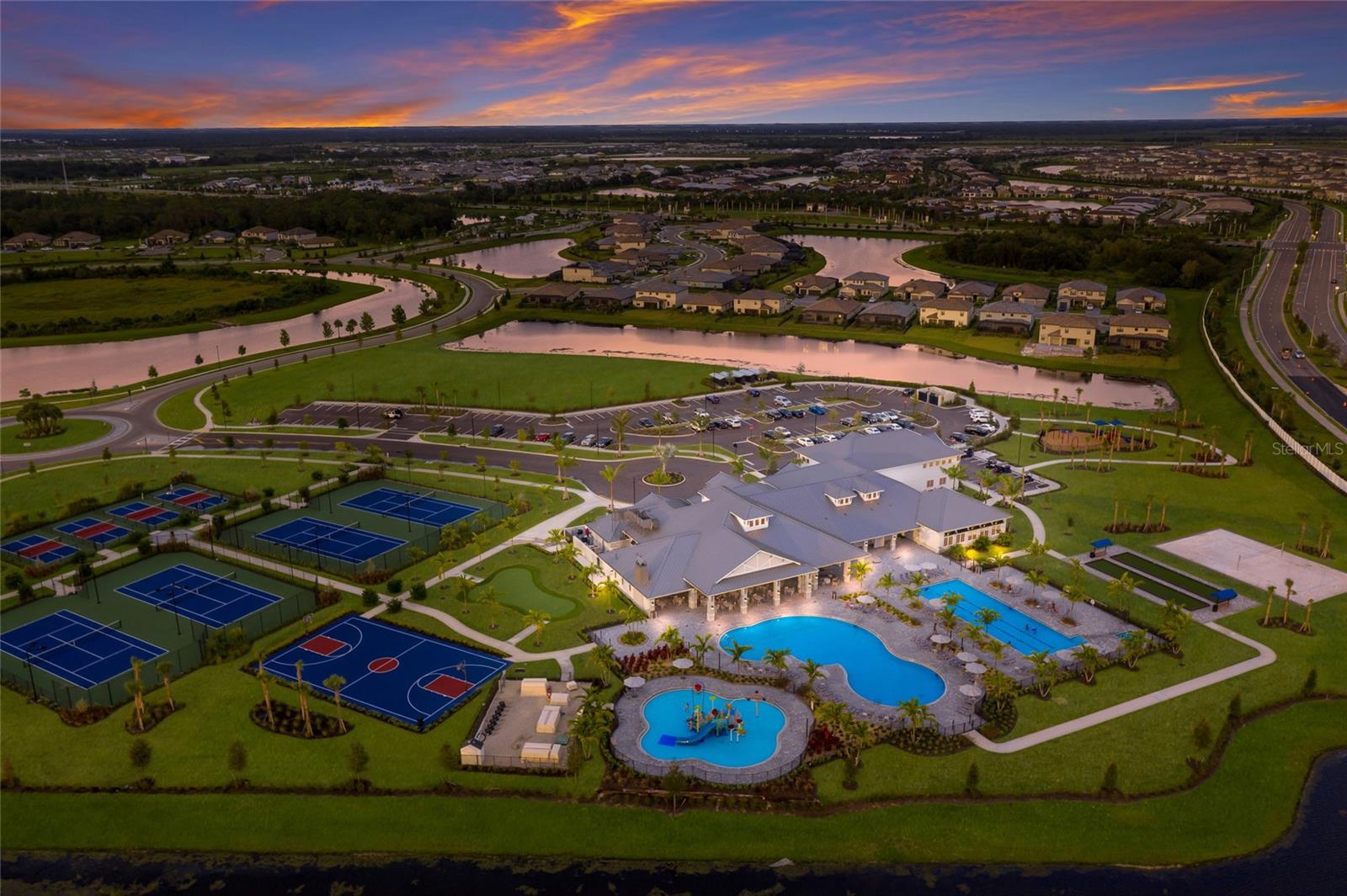 4913 COASTAL DAYS LN, LAKEWOOD RANCH, FL, 34211