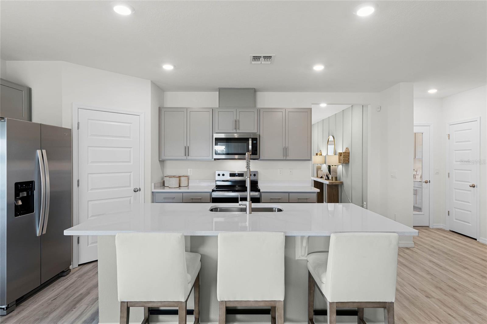 7851 FORREST FOX WAY, LAKELAND, FL, 33810