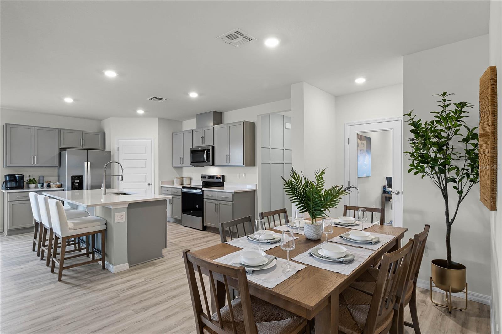 7851 FORREST FOX WAY, LAKELAND, FL, 33810