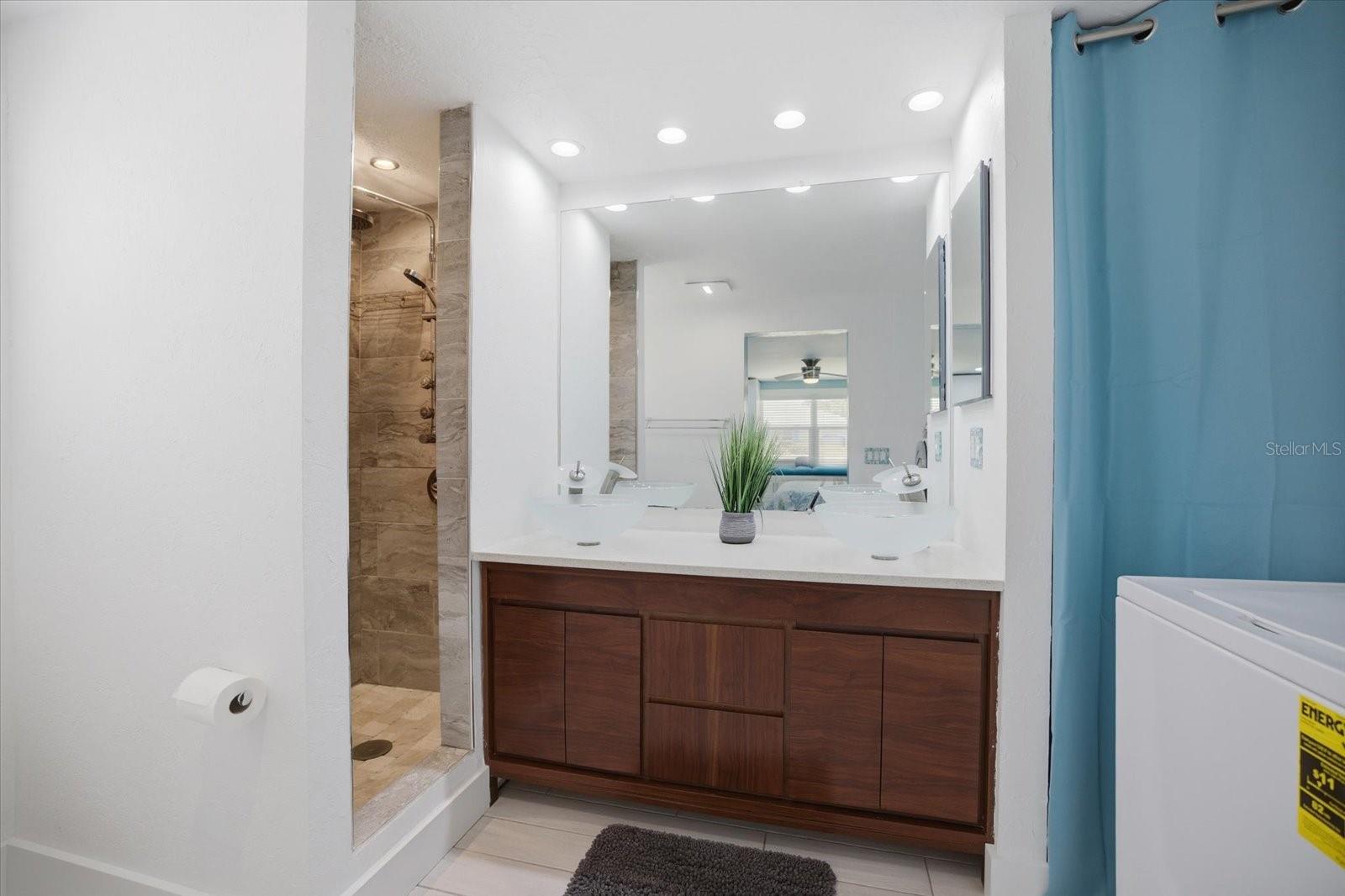 1212 PINELAND AVE, VENICE, FL, 34285