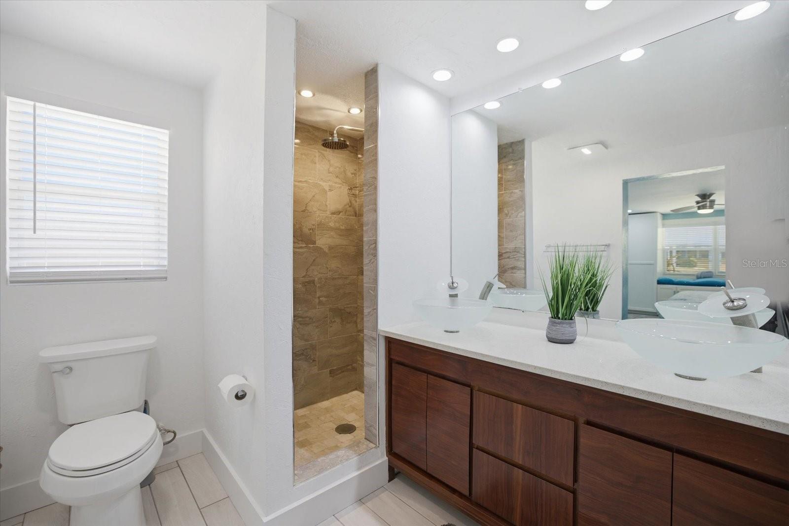 1212 PINELAND AVE, VENICE, FL, 34285