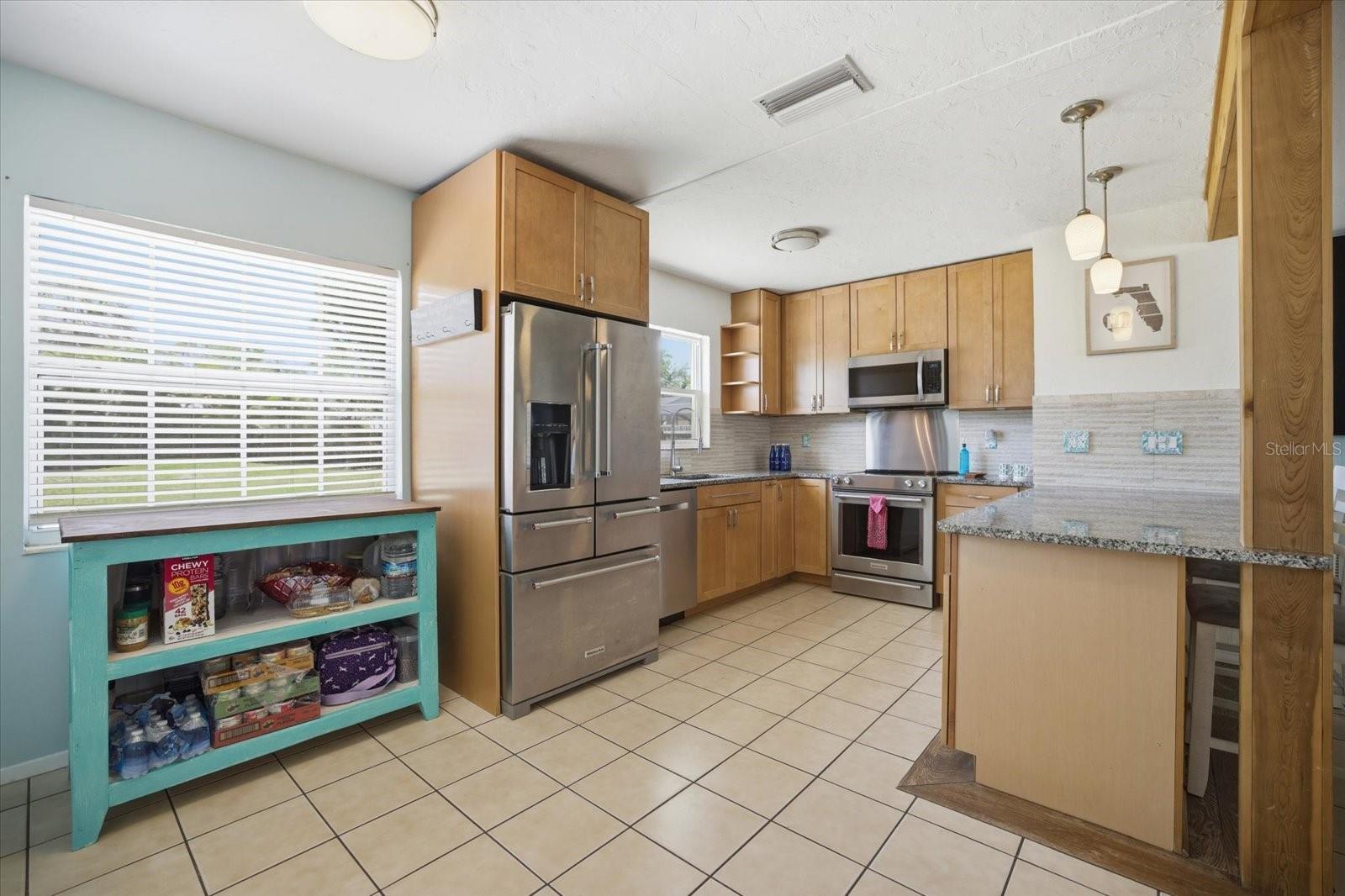1212 PINELAND AVE, VENICE, FL, 34285