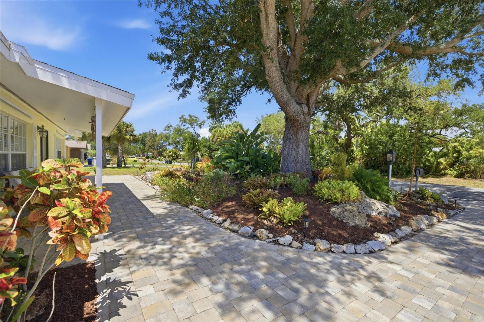 1212 PINELAND AVE, VENICE, FL, 34285