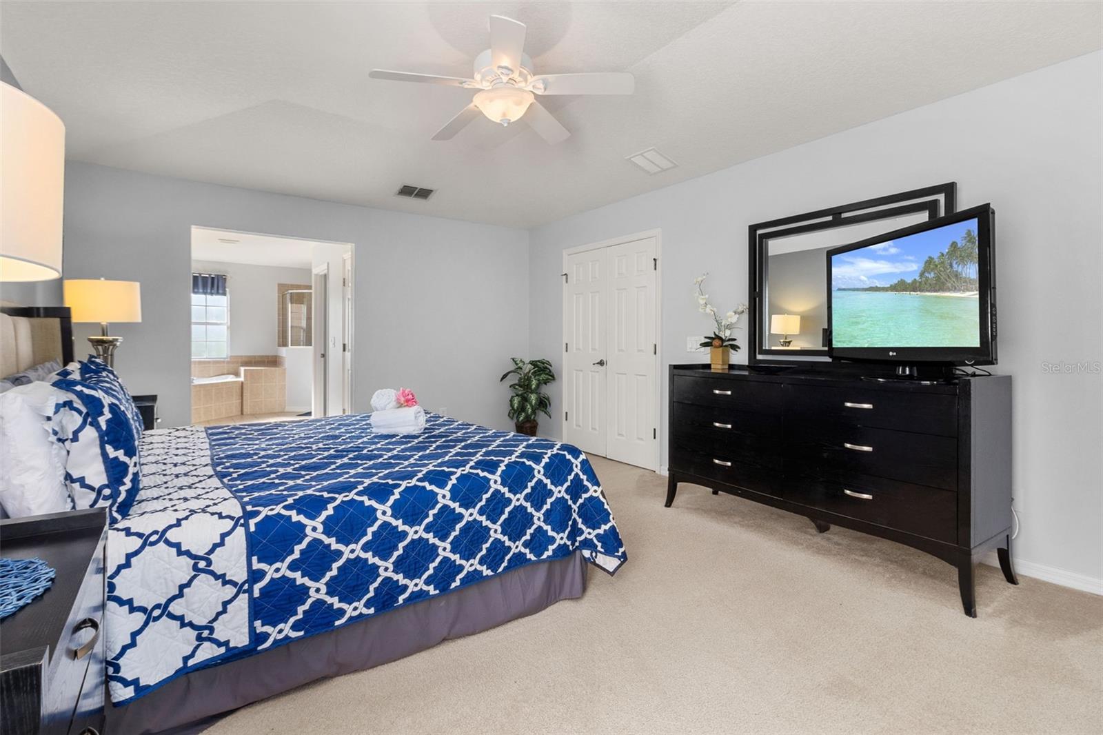 986 ORANGE COSMOS BLVD, DAVENPORT, FL, 33837