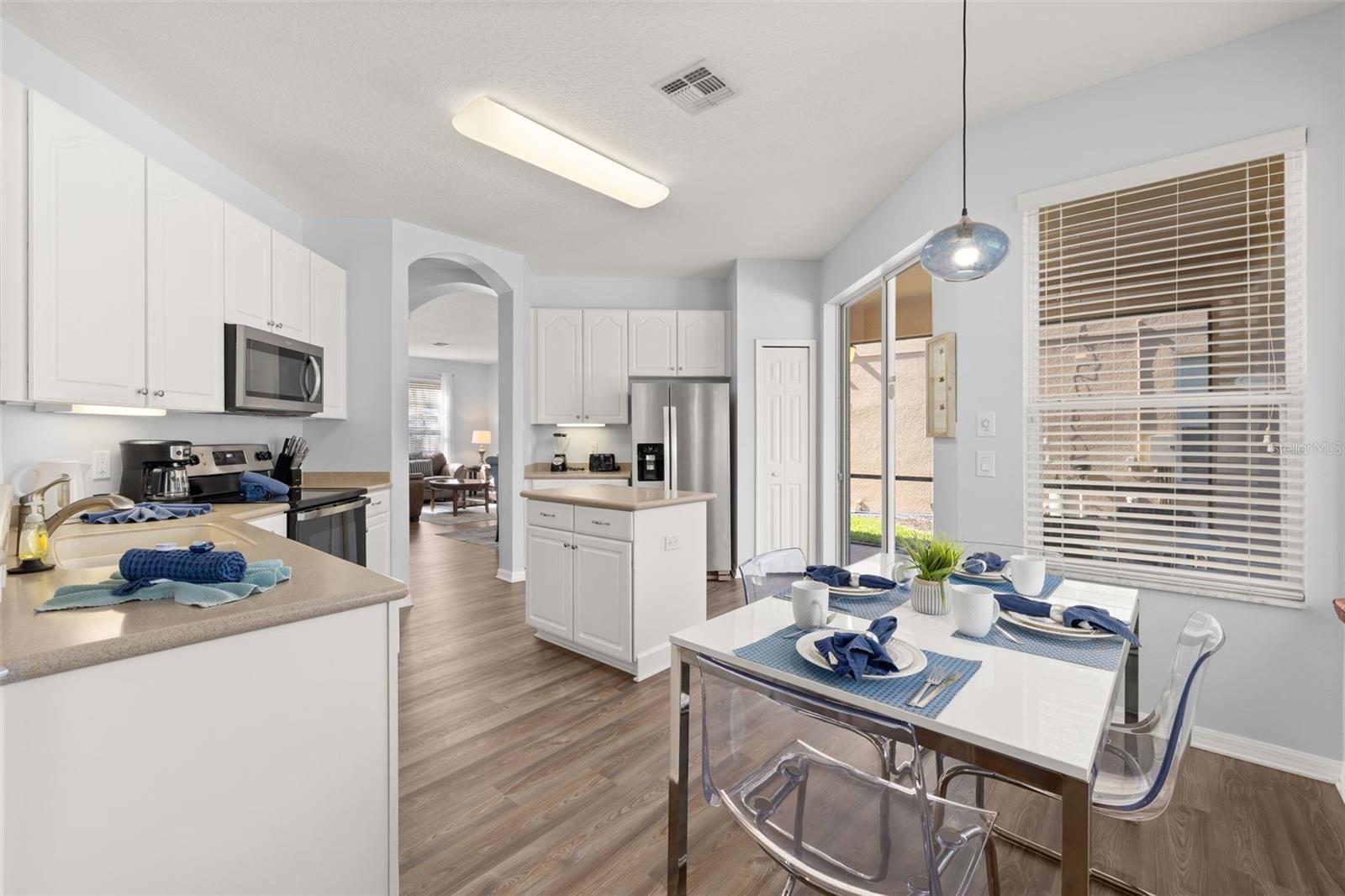 986 ORANGE COSMOS BLVD, DAVENPORT, FL, 33837