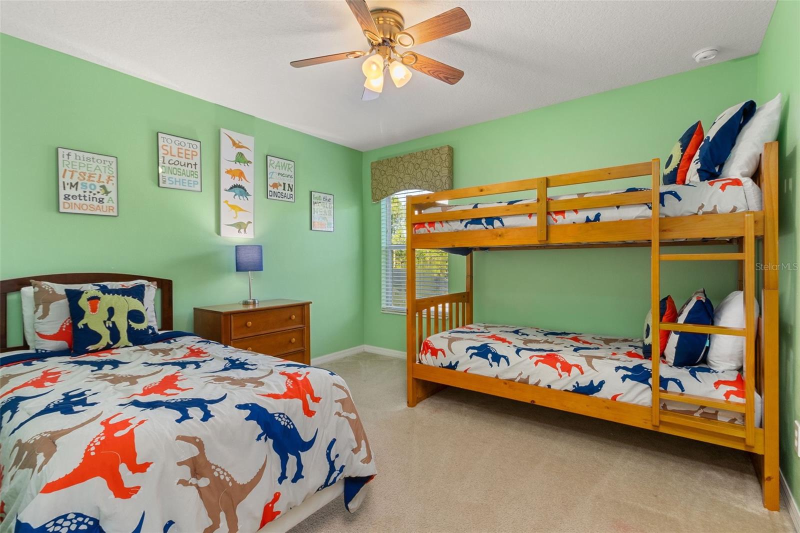 986 ORANGE COSMOS BLVD, DAVENPORT, FL, 33837