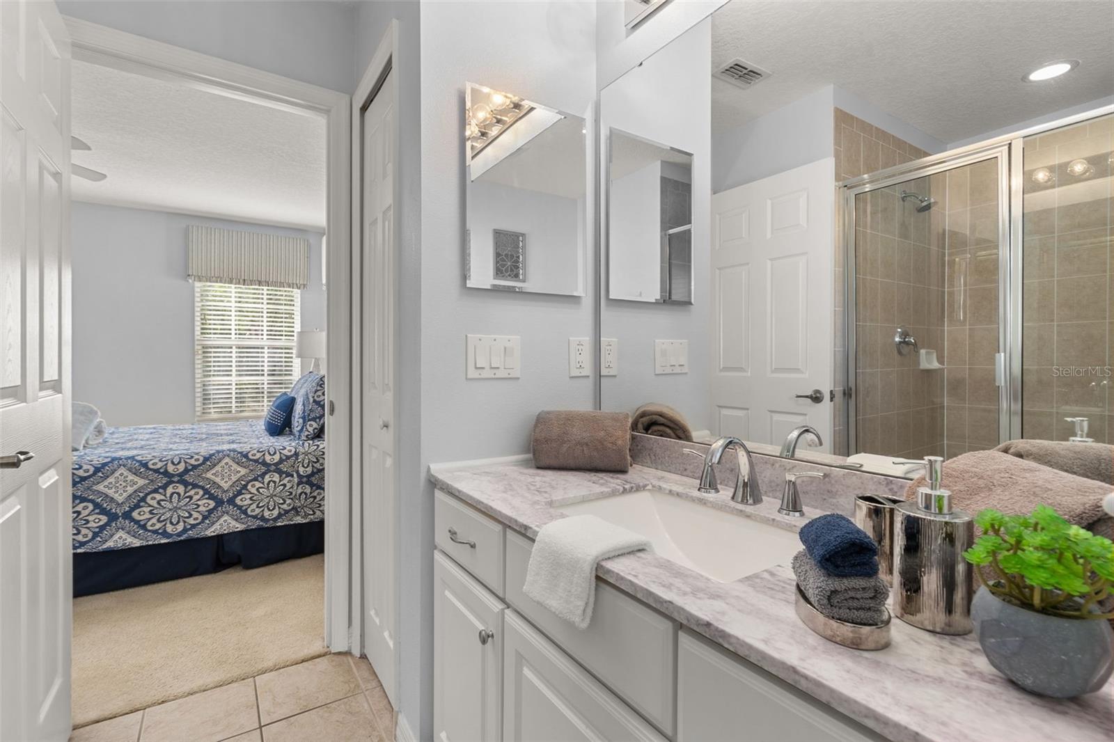 986 ORANGE COSMOS BLVD, DAVENPORT, FL, 33837