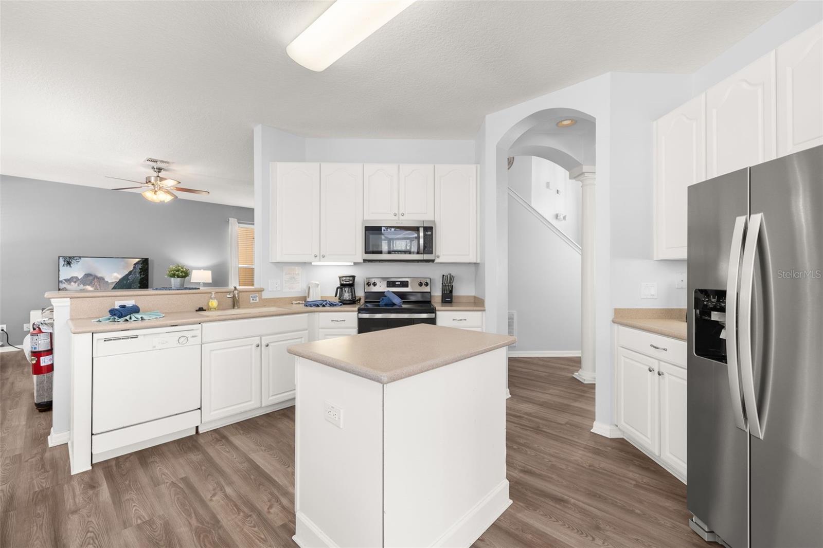 986 ORANGE COSMOS BLVD, DAVENPORT, FL, 33837