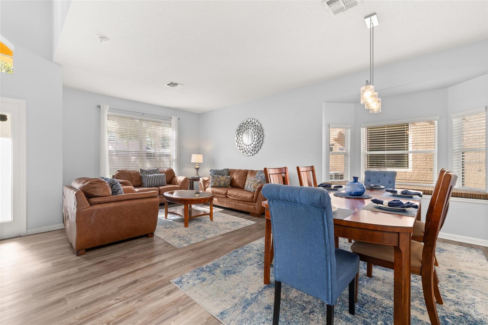 986 ORANGE COSMOS BLVD, DAVENPORT, FL, 33837