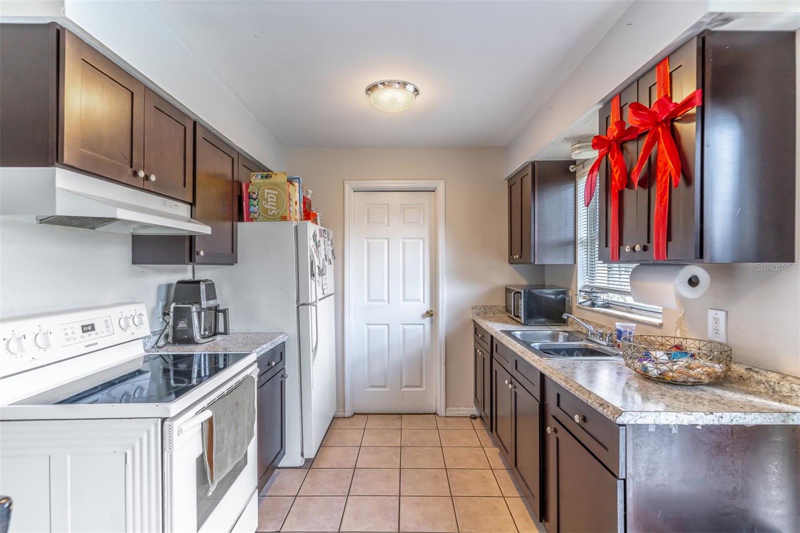 2433 CHASE AVE, SANFORD, FL, 32771