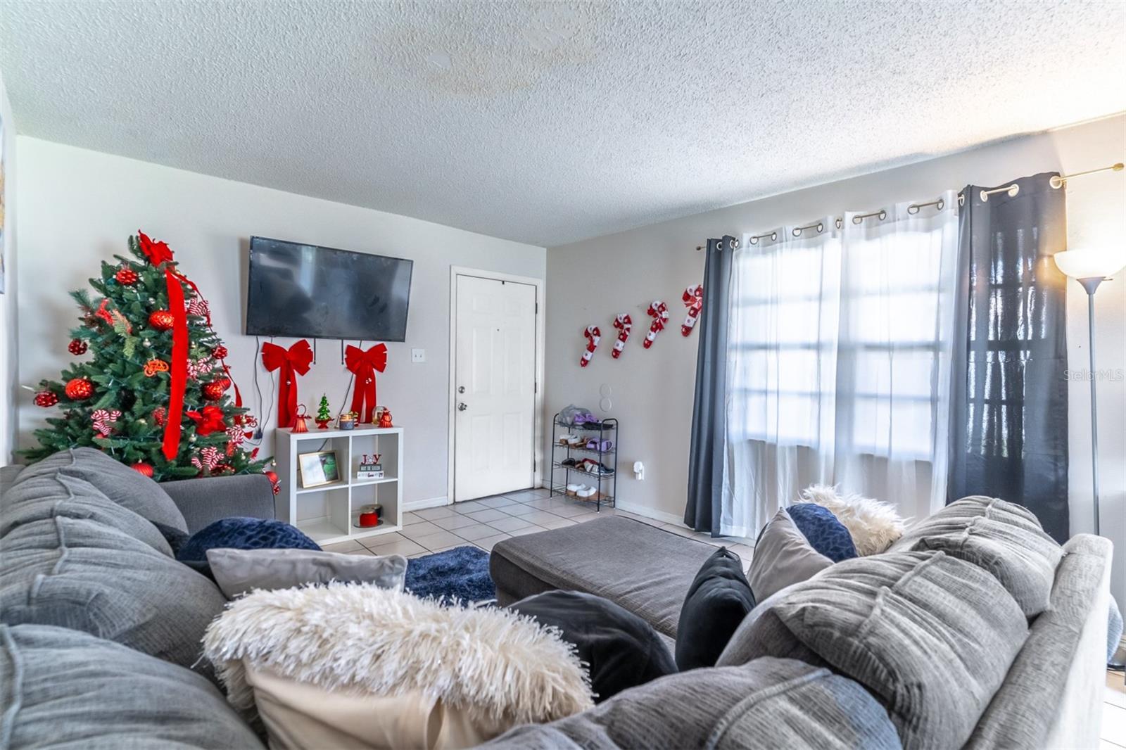 2433 CHASE AVE, SANFORD, FL, 32771