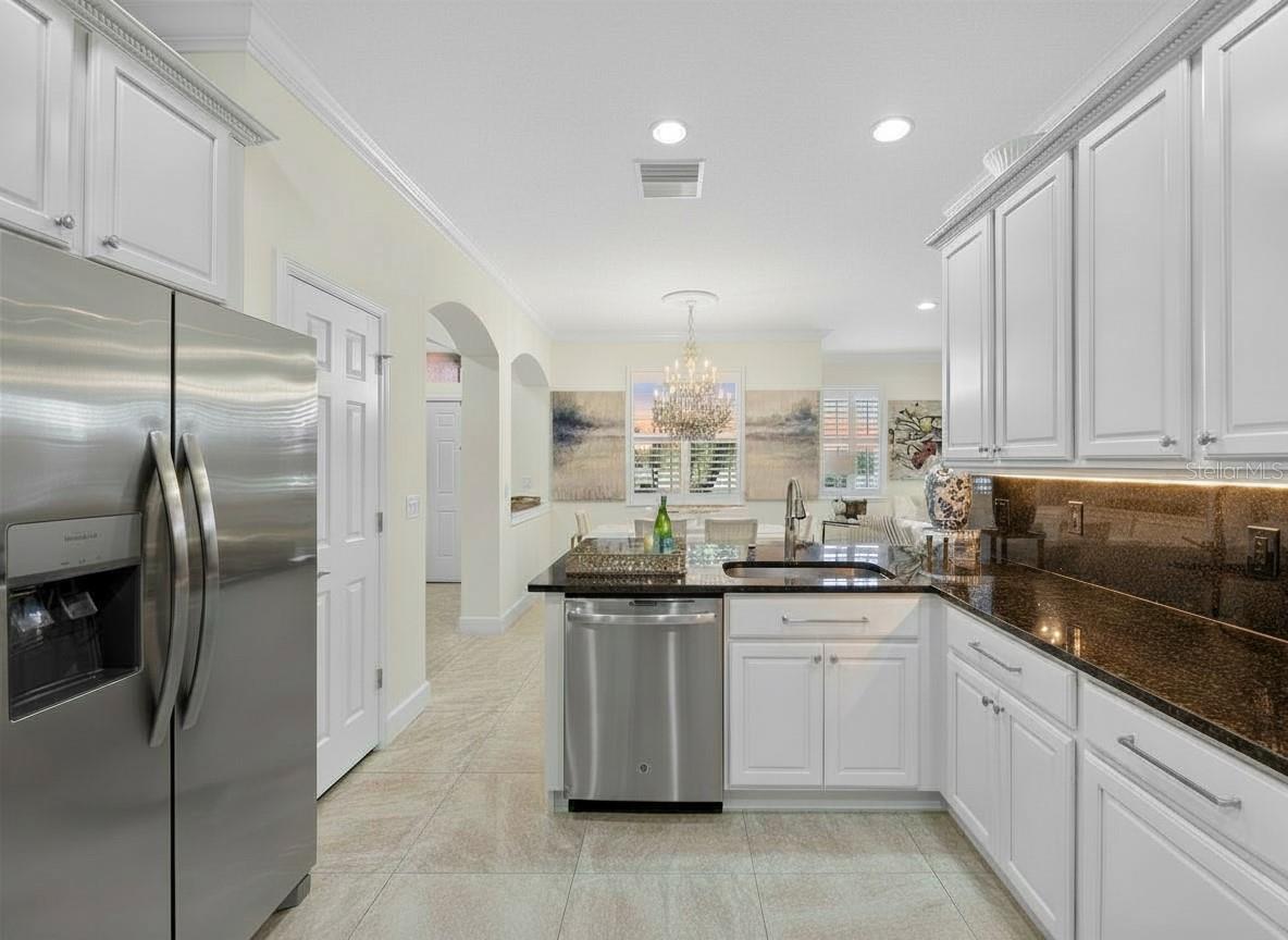 660 CHIPPER DR, SUN CITY CENTER, FL, 33573
