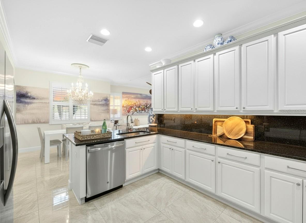 660 CHIPPER DR, SUN CITY CENTER, FL, 33573