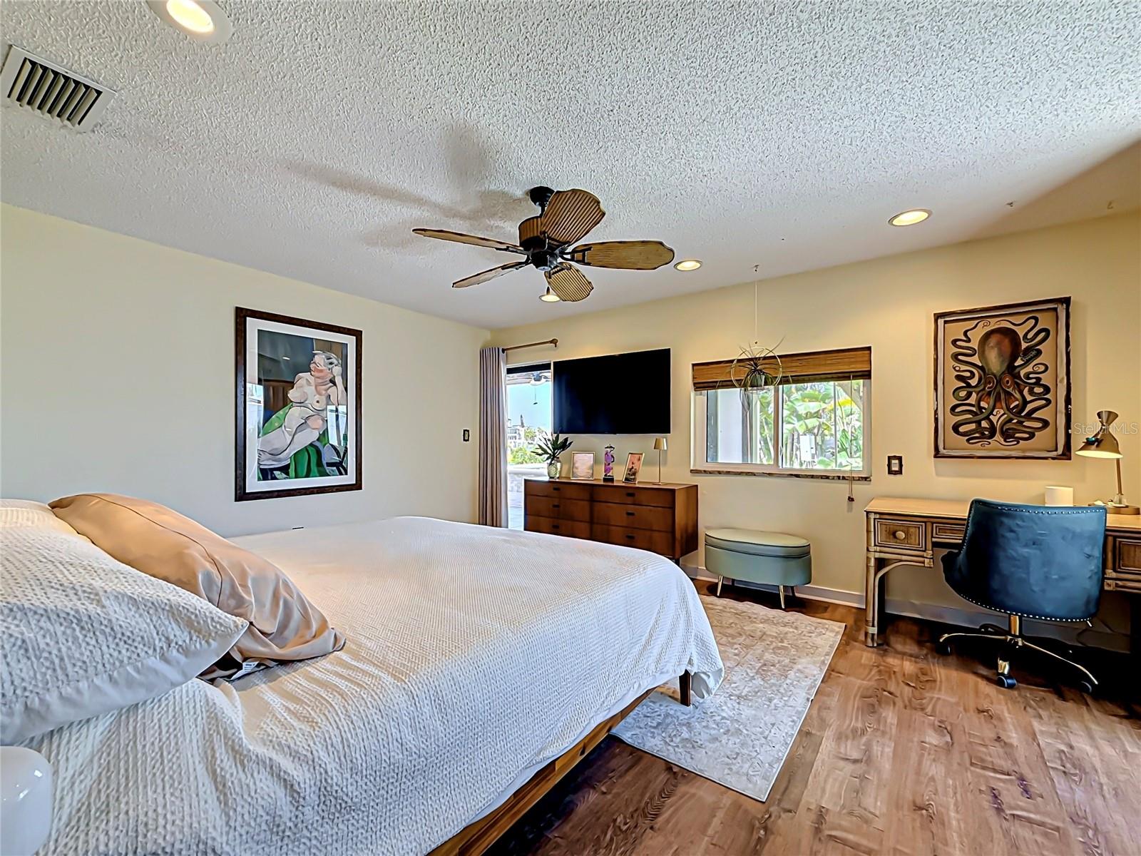 2162 W VINA DEL MAR BLVD, ST PETE BEACH, FL, 33706