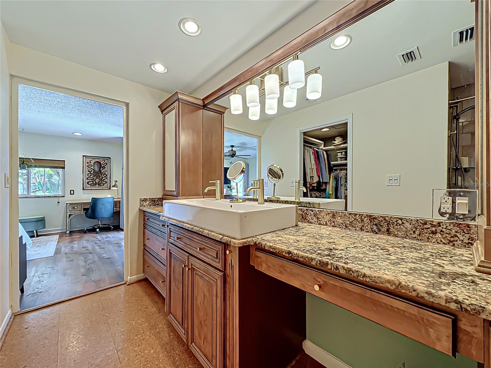 2162 W VINA DEL MAR BLVD, ST PETE BEACH, FL, 33706
