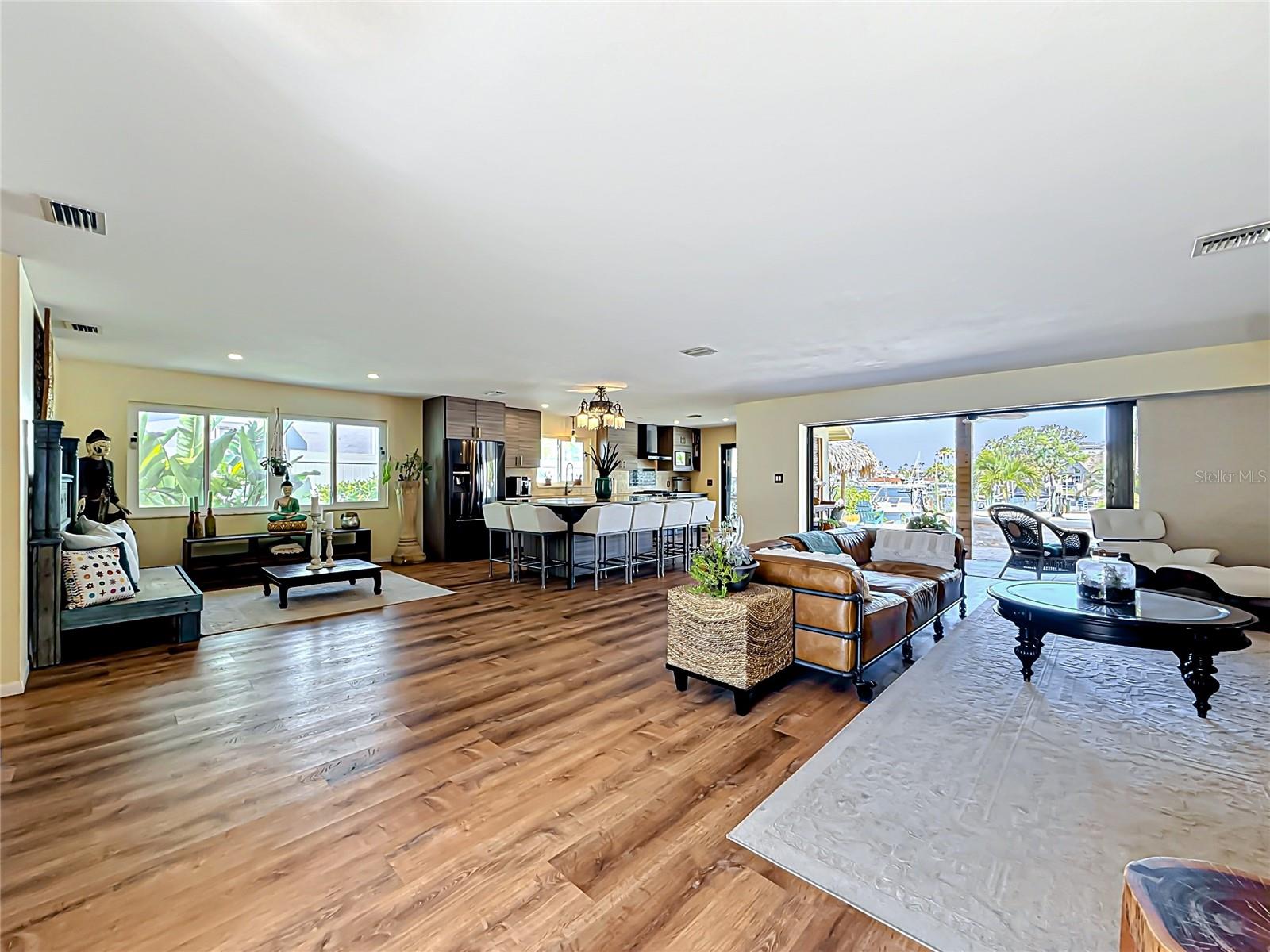 2162 W VINA DEL MAR BLVD, ST PETE BEACH, FL, 33706