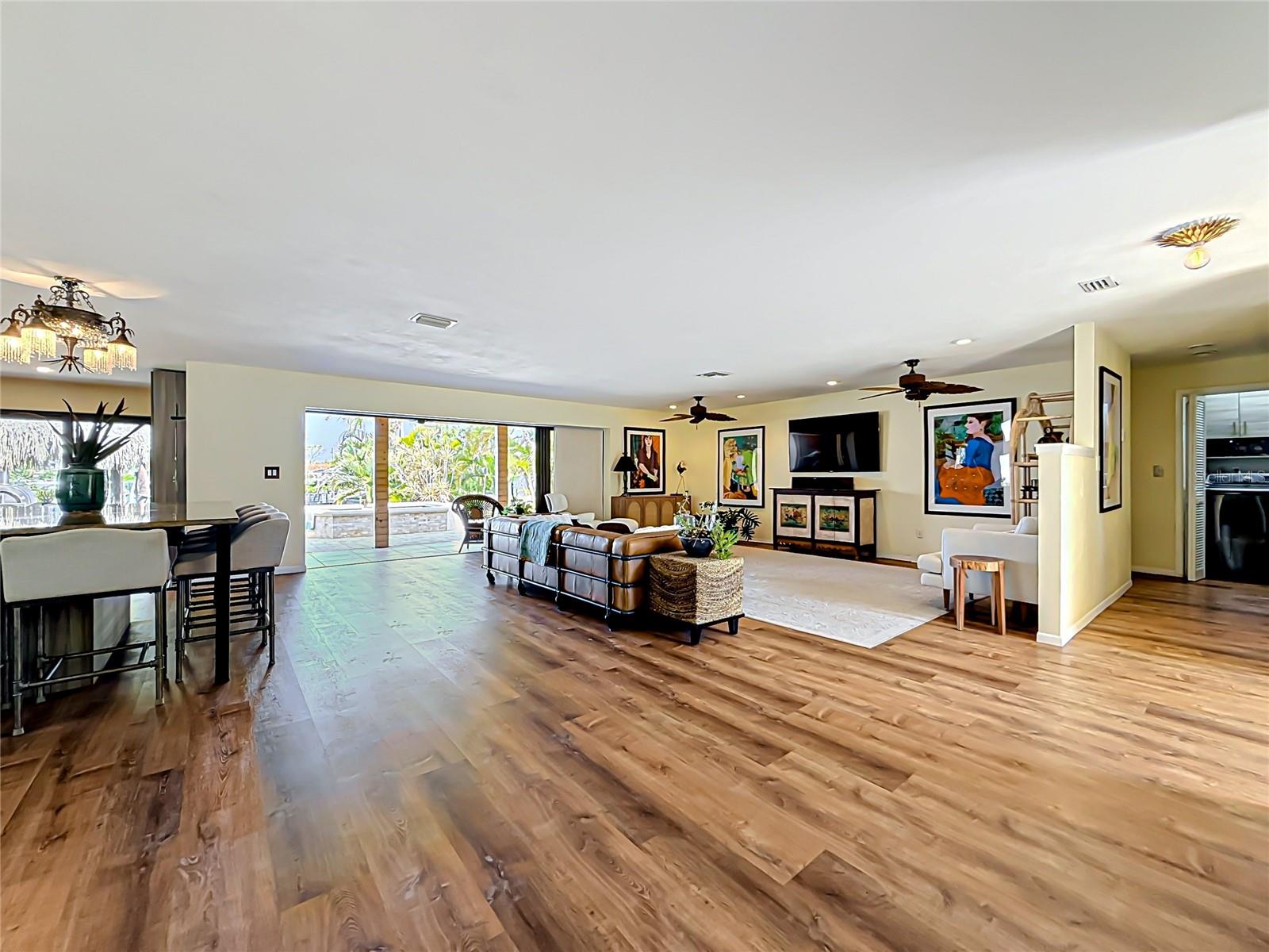 2162 W VINA DEL MAR BLVD, ST PETE BEACH, FL, 33706
