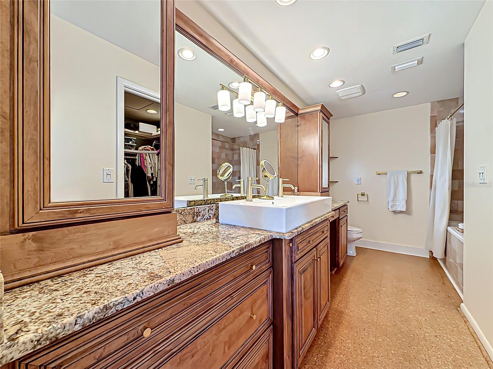 2162 W VINA DEL MAR BLVD, ST PETE BEACH, FL, 33706