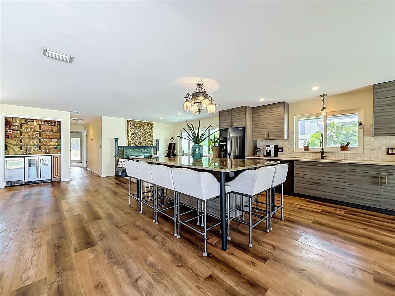 2162 W VINA DEL MAR BLVD, ST PETE BEACH, FL, 33706