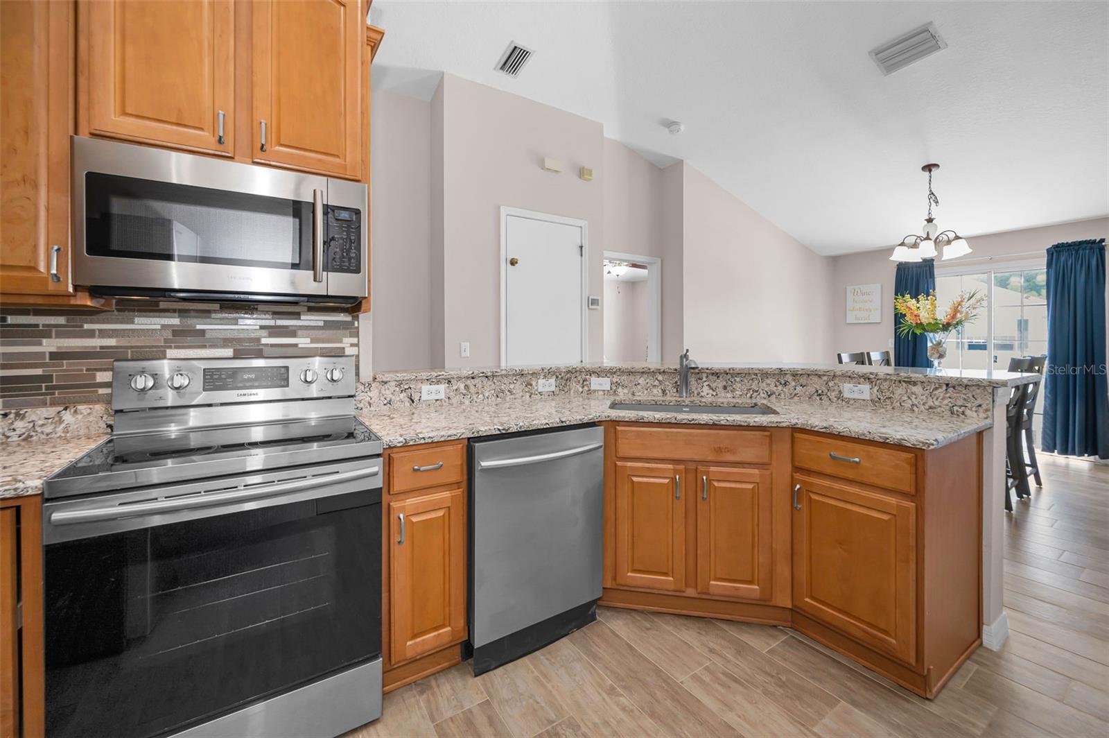 8527 SHALLOW CREEK CT, NEW PORT RICHEY, FL, 34653