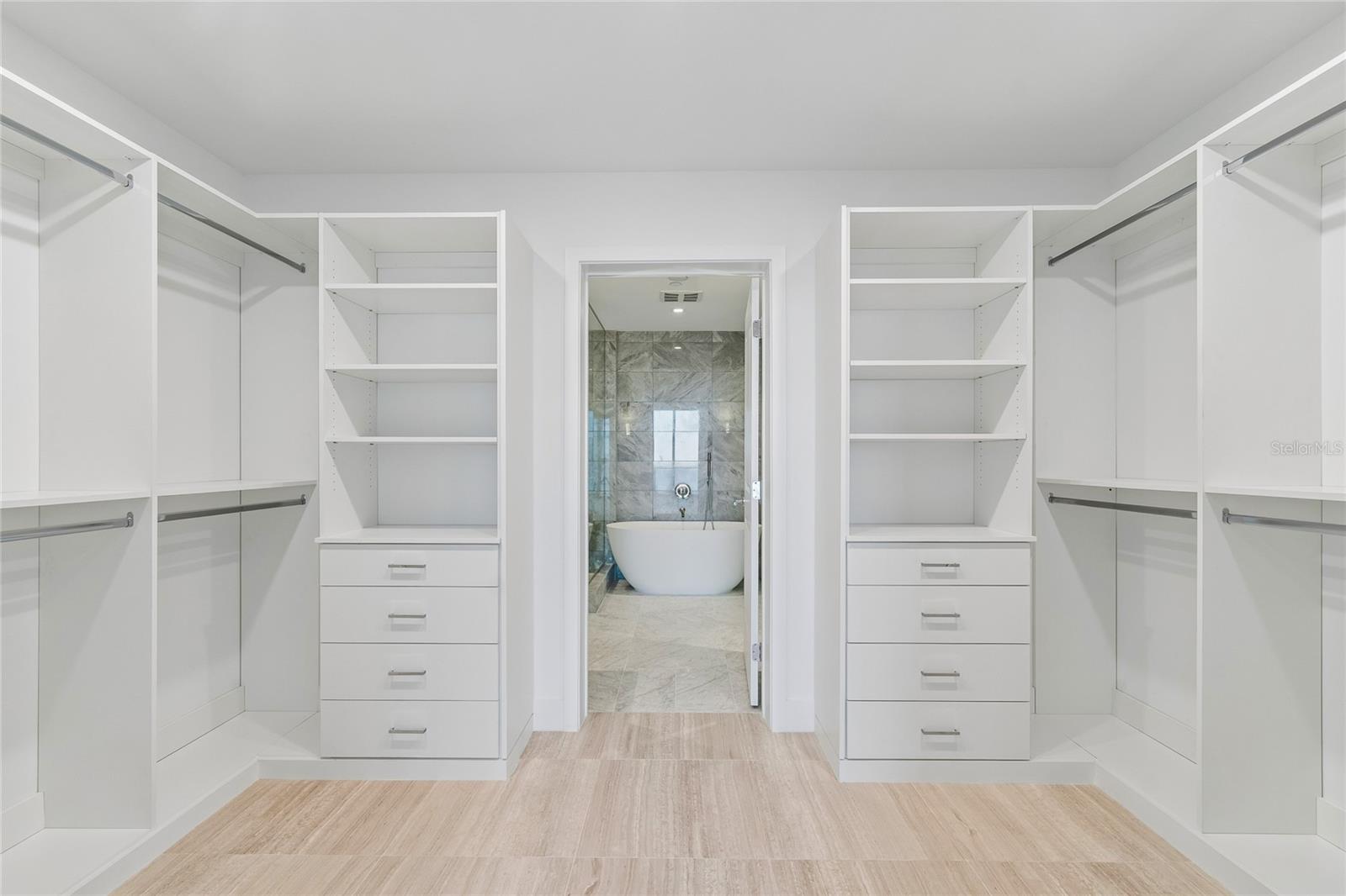 3015 S YSABELLA AVE #1102, TAMPA, FL, 33629