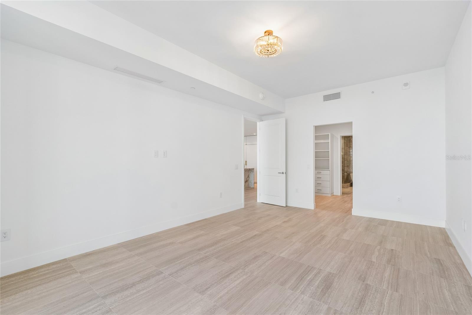 3015 S YSABELLA AVE #1102, TAMPA, FL, 33629