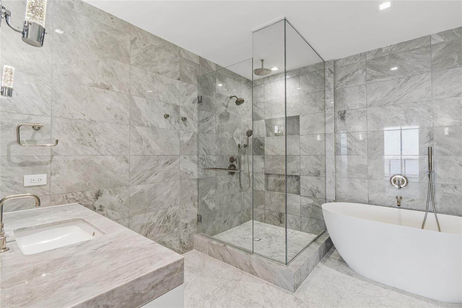 3015 S YSABELLA AVE #1102, TAMPA, FL, 33629