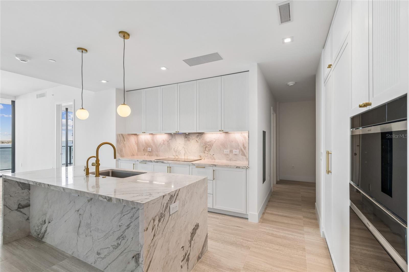 3015 S YSABELLA AVE #1102, TAMPA, FL, 33629