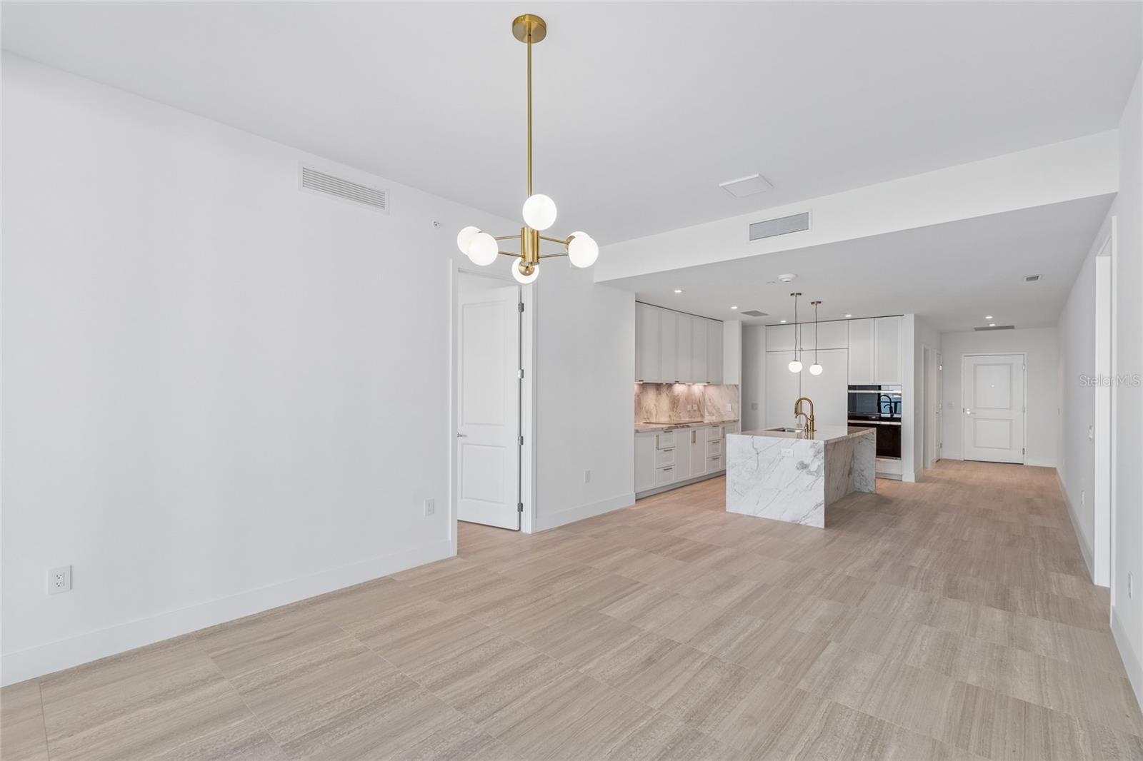 3015 S YSABELLA AVE #1102, TAMPA, FL, 33629