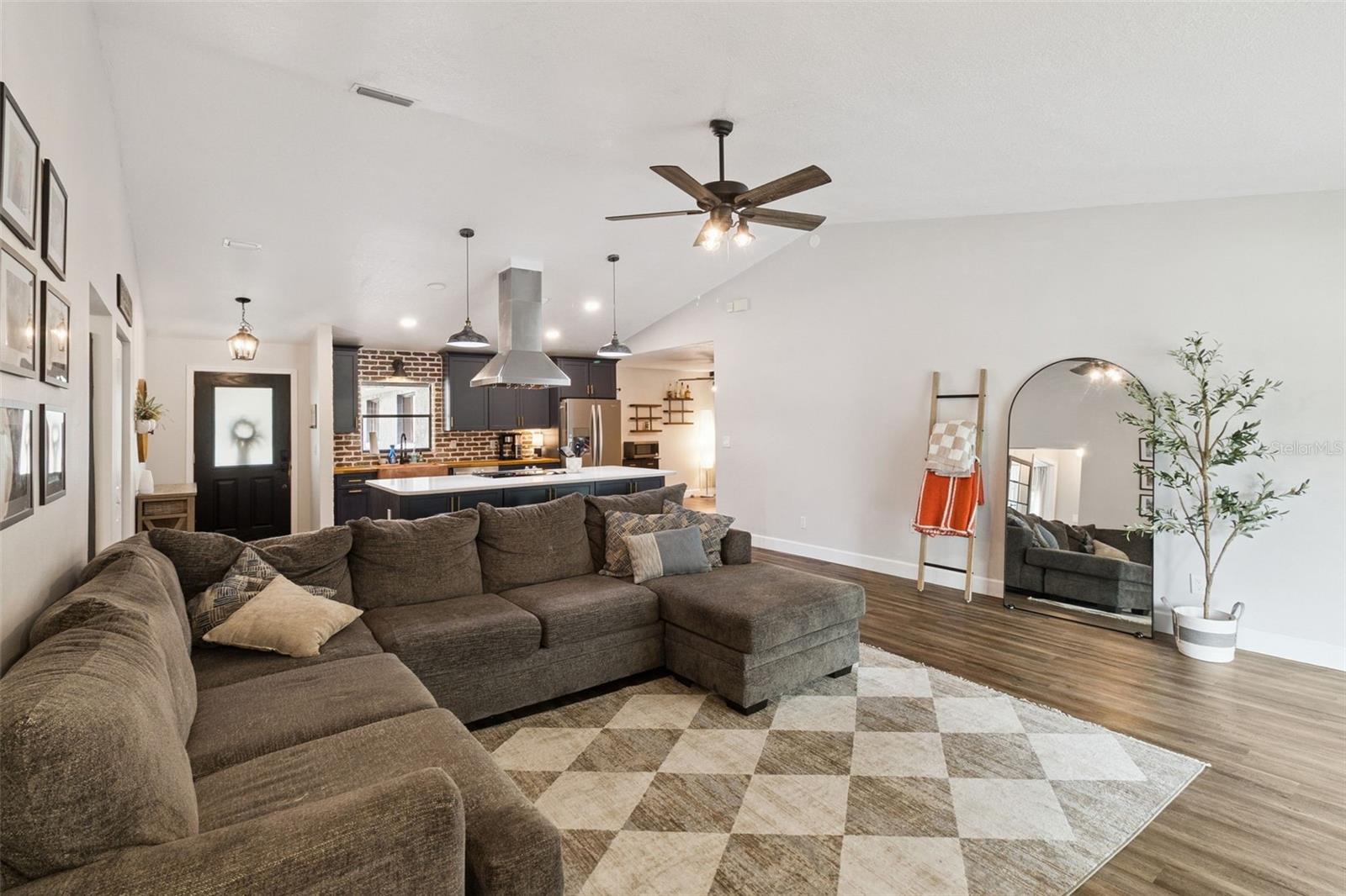 2420 E FRIDAY CIR, COCOA, FL, 32926