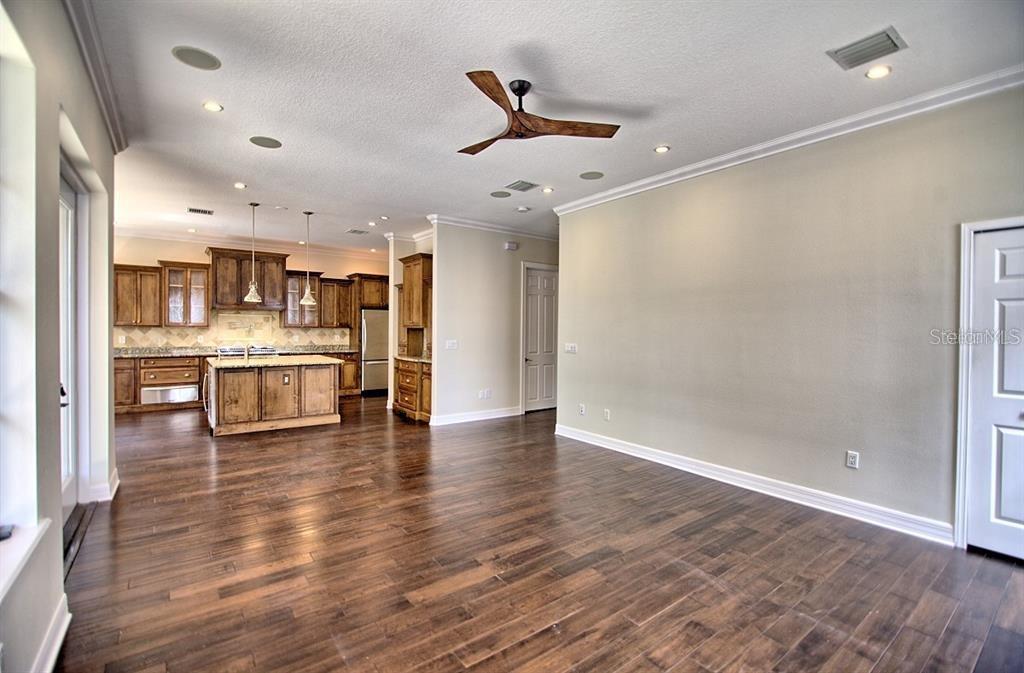 5908 S SWITZER AVE, TAMPA, FL, 33611