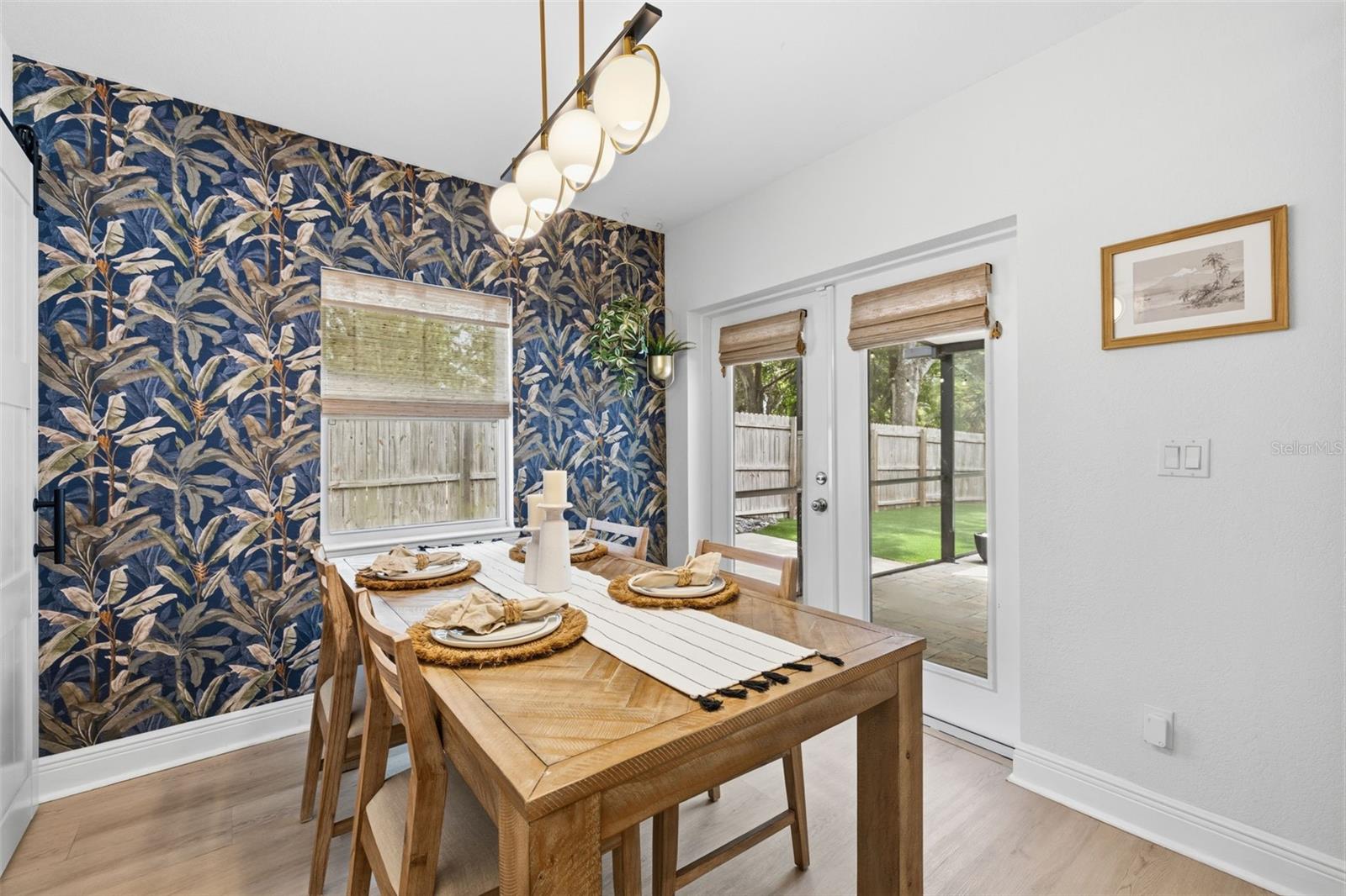 232 42ND AVE NE, ST PETERSBURG, FL, 33703