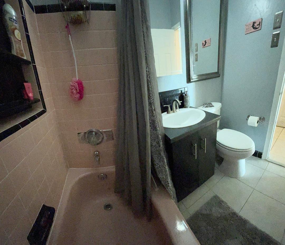 123 POINSETTIA CIR NE, PORT CHARLOTTE, FL, 33952