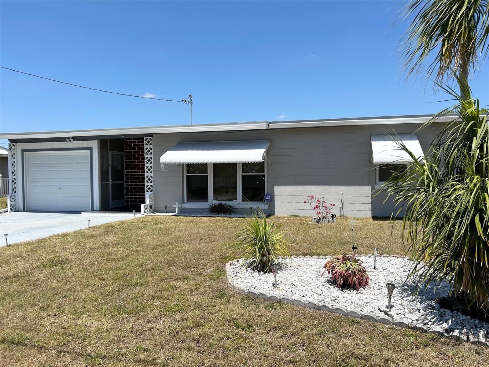 123 POINSETTIA CIR NE, PORT CHARLOTTE, FL, 33952