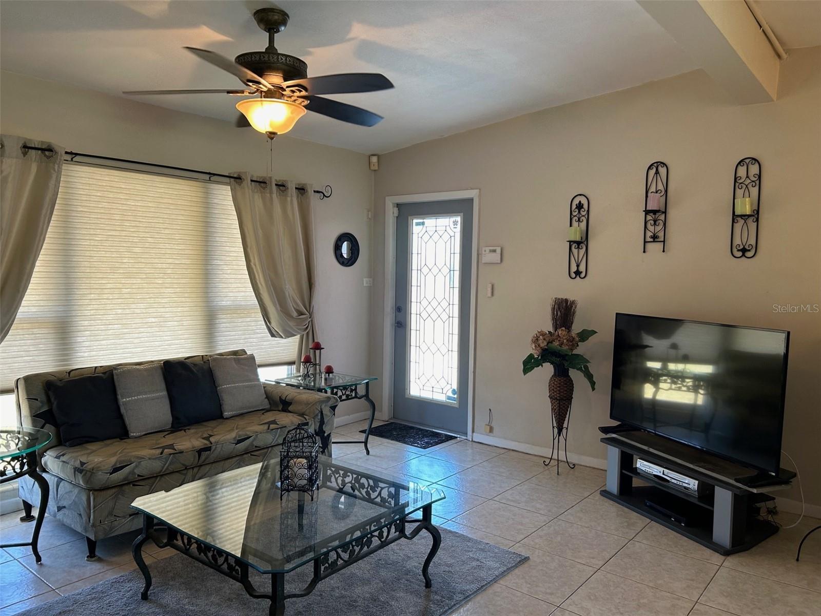 123 POINSETTIA CIR NE, PORT CHARLOTTE, FL, 33952