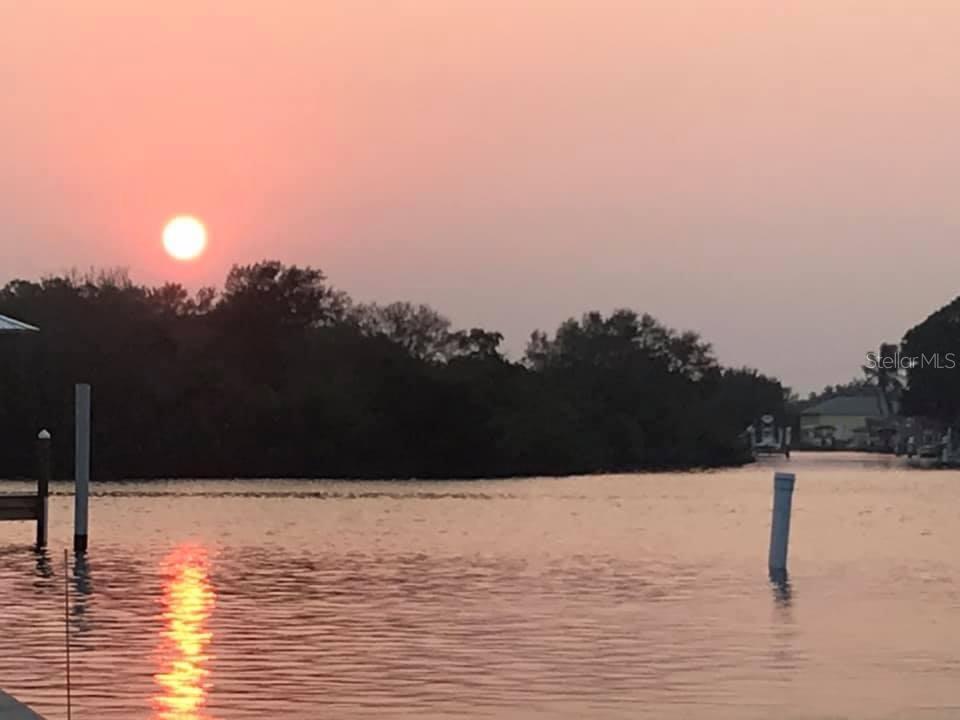 123 POINSETTIA CIR NE, PORT CHARLOTTE, FL, 33952