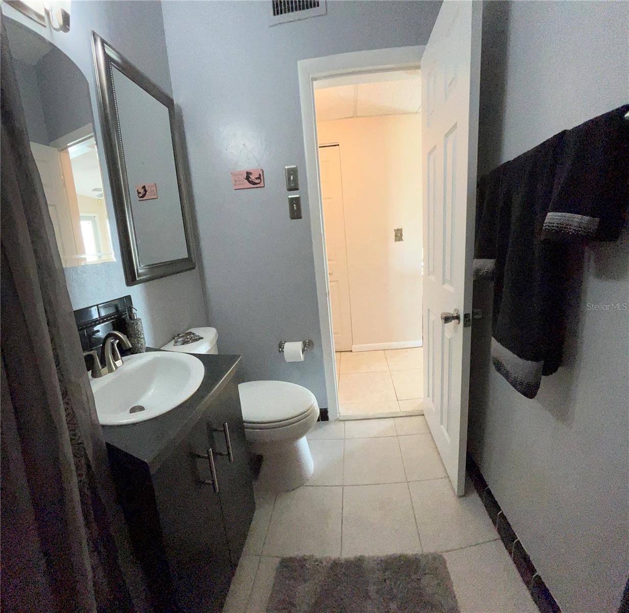 123 POINSETTIA CIR NE, PORT CHARLOTTE, FL, 33952