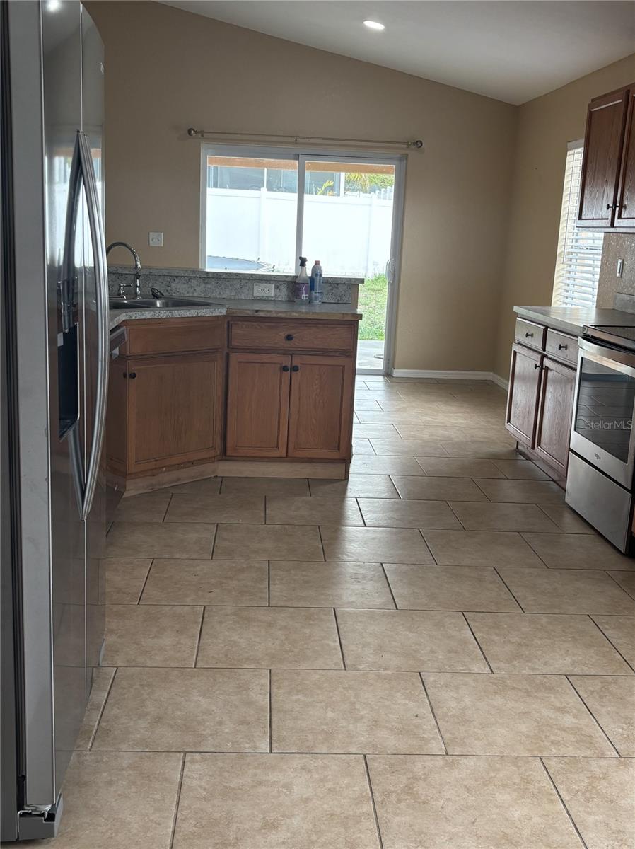 36035 LAGUNA HILLS CIR, ZEPHYRHILLS, FL, 33541