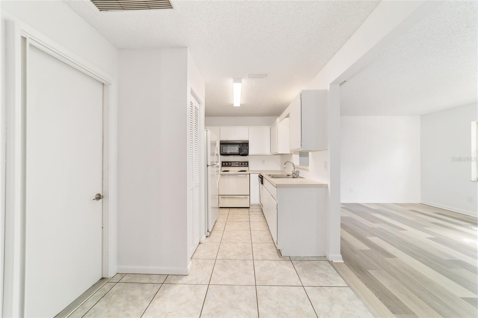 9331 SW 84TH TER #E, OCALA, FL, 34481