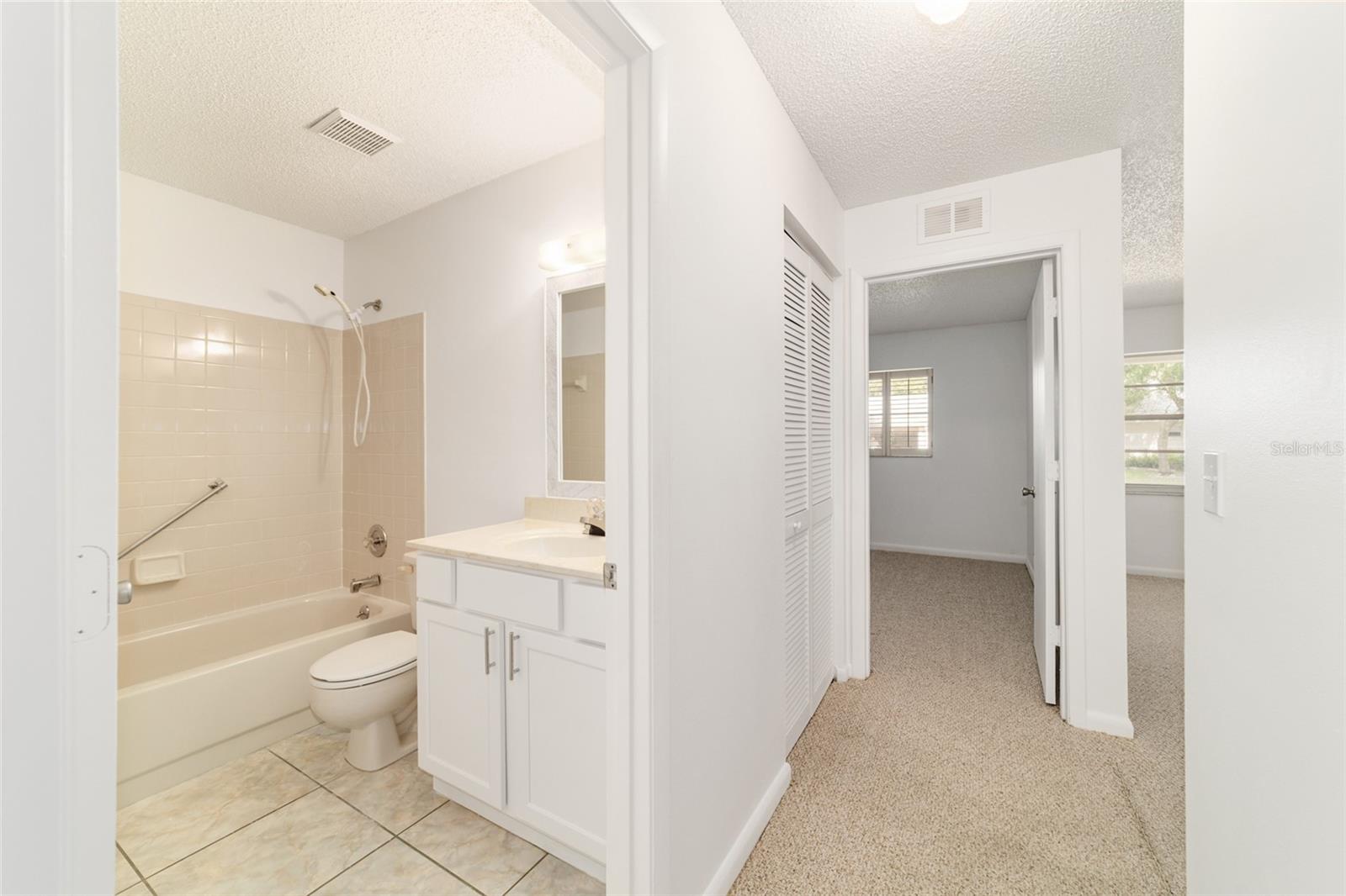 9331 SW 84TH TER #E, OCALA, FL, 34481